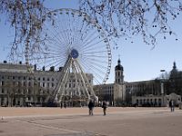 N2008020213 La grande roue de la place Bellecour.