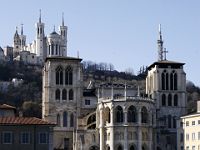 N2008020289 Primatiale ou cathédrale Saint Jean et la basilique de Fourvière