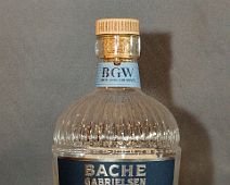 BACHE GABRIELSEN_B01 BACHE GABRIELSEN Whisky 41% Single malt whisky France/poitou-charentes Ce single malt est issu d’orge non tourbée, cultivée, maltée et brassée sur les terres...