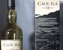 CAOL ILA_B02 CAOL ILA 12 ans Single malt tourbé de l'île d'Islay. Caol Ila est le nom gaélique du 